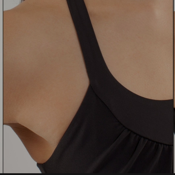 Lululemon Scoop Me Up Tank, Black, Size 4 - Picture 4 of 11